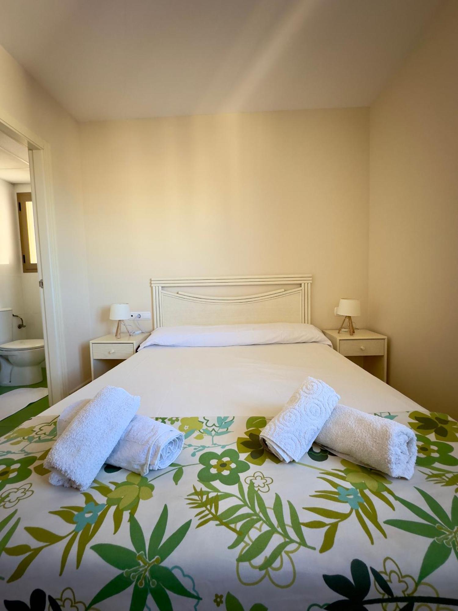 Esmeralda Suites 칼페 외부 사진